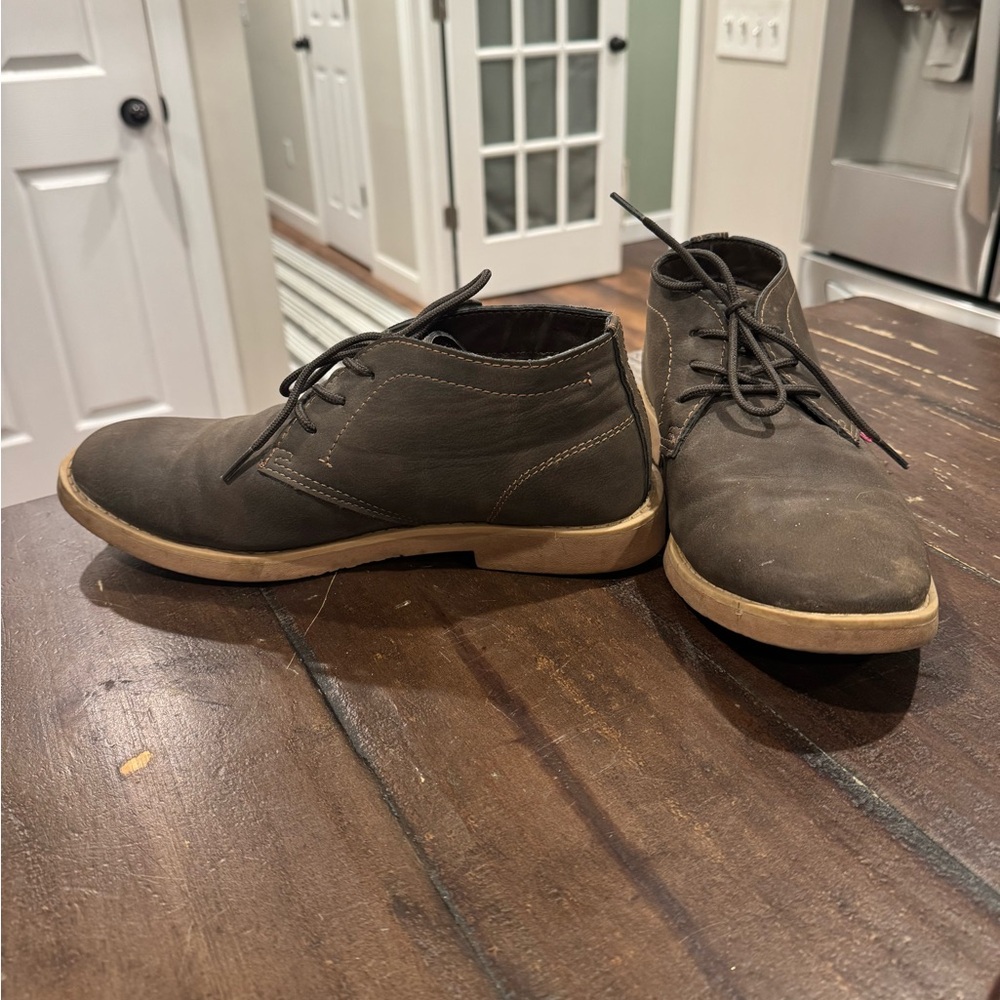 Men's Levi’s Brown Leather Shoes View 3